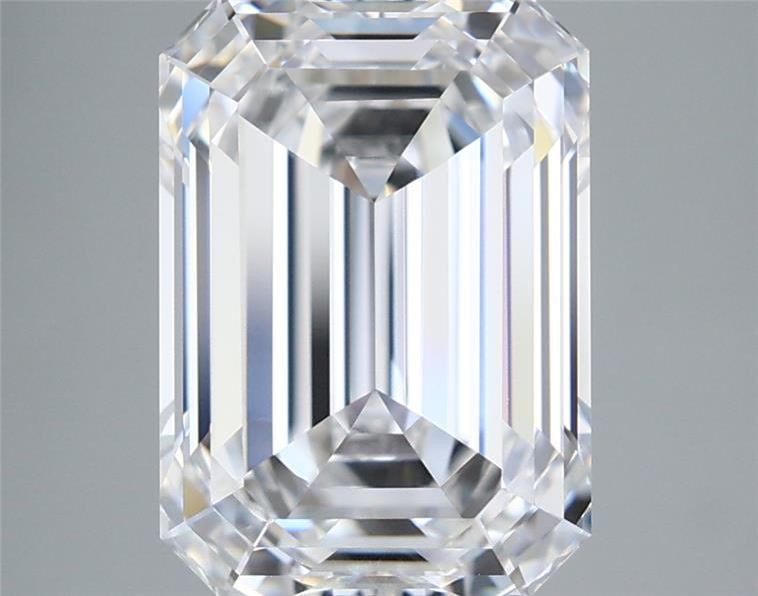 4.51 ct Emerald diamond, certificate IGI 702530182