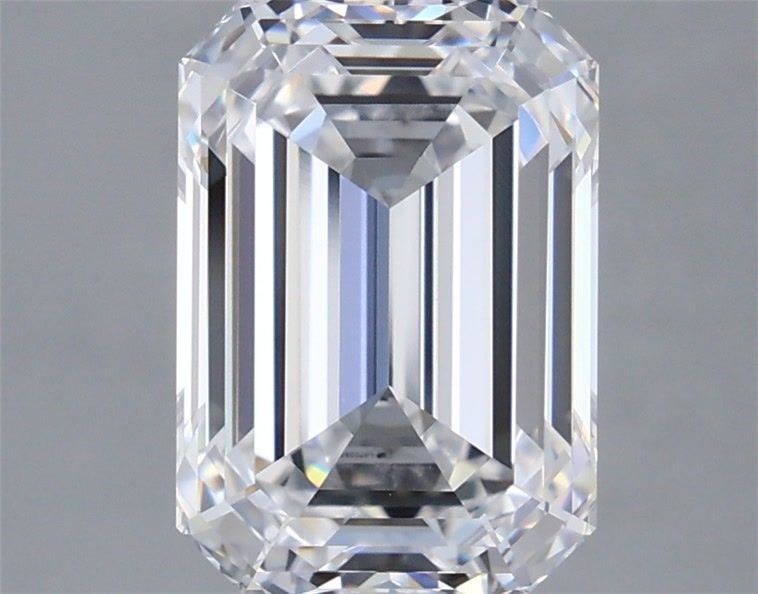 3.21 ct Emerald diamond, certificate IGI 702577040